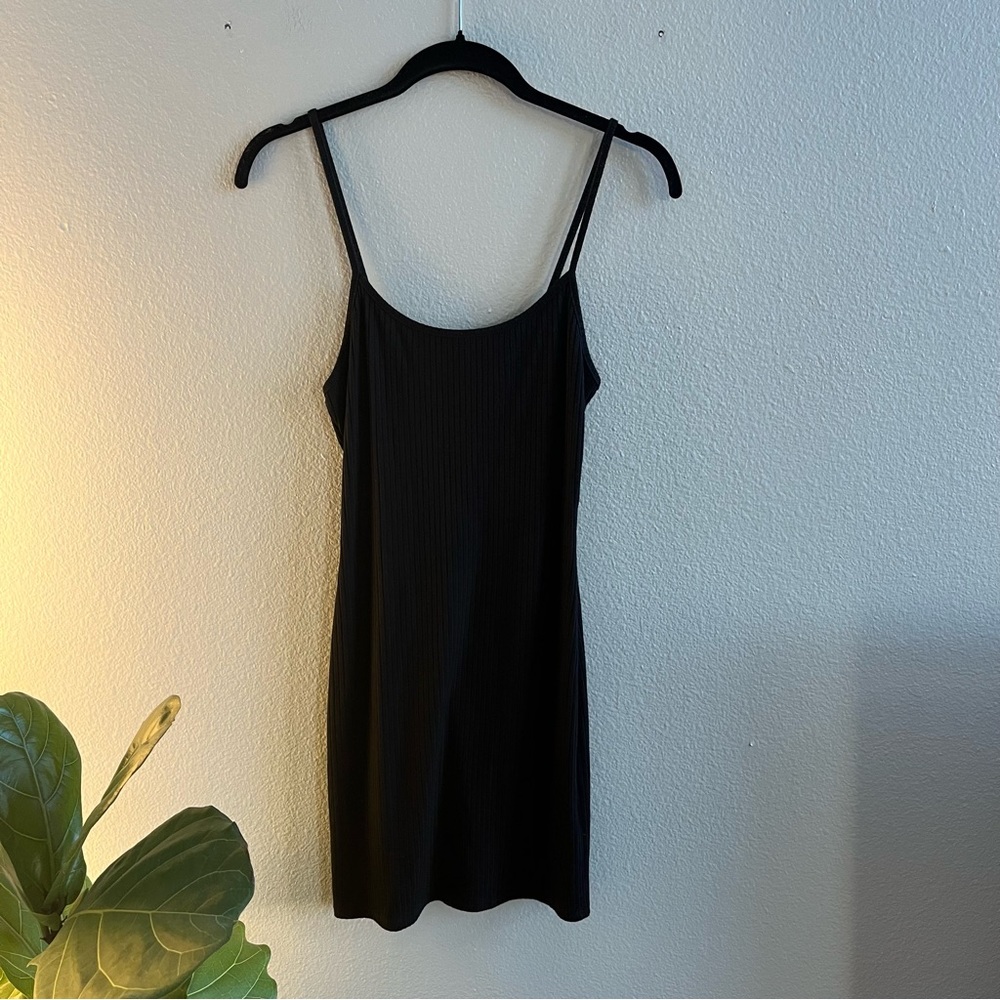 Ribbed body on mini dress